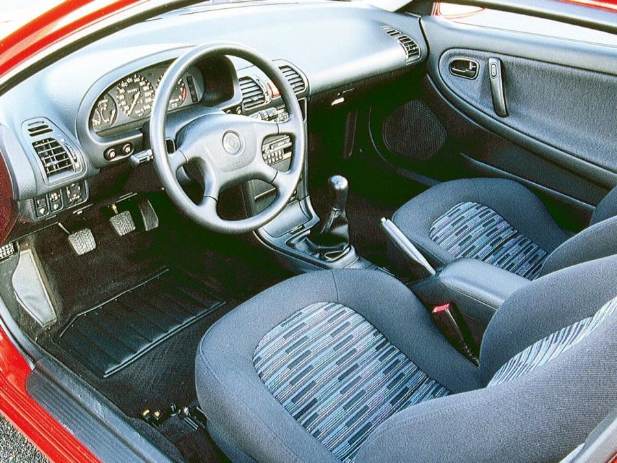  Mazda MX-3 1991 года  (фото 2 из 16)